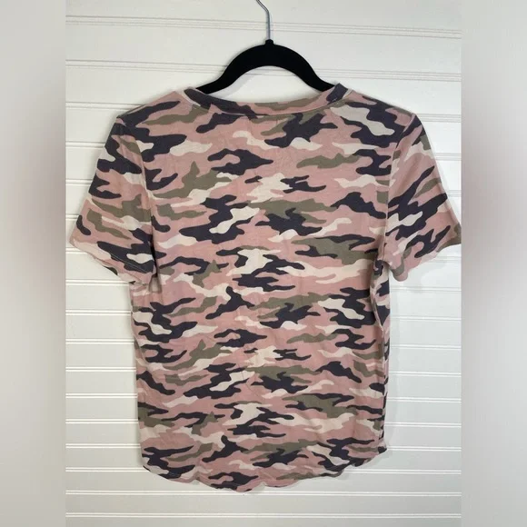 PINK VS Pink Camouflage Crew Neck Sleepwear/Shirt Small Women’s - Picture 4 of 8